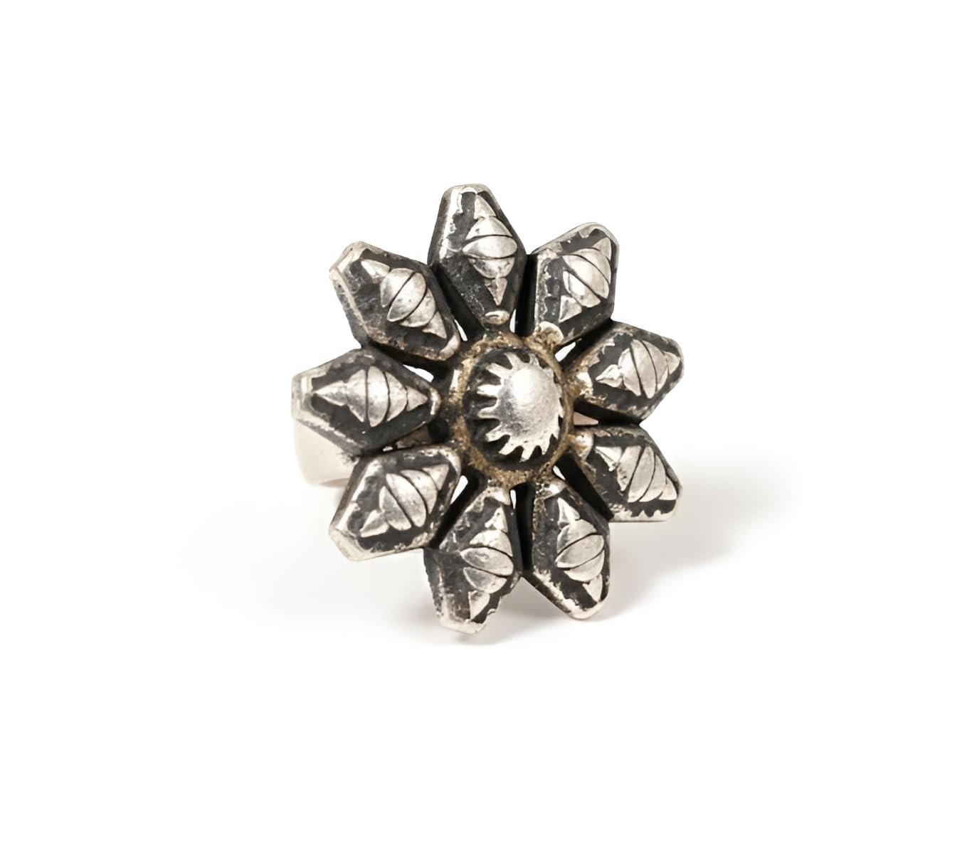 Oxidised Adjustable Dual Finger Statement Ring with Attached Chain Textured Ethnic Design Lightweight Comfortable Finger Jewellery Anti Tarnish Styling Women's Day Gift For Wife Sister Girlfriend-image-3