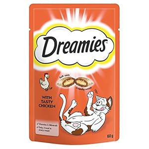 DREAMIES Chicken Cat Treats 60 g (Pack of 8)