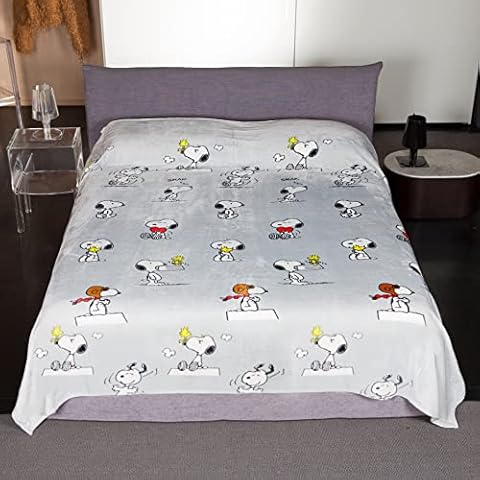 Kanguru Fleece Snoopy Throw Blanket - Fluffy Soft Microfiber Blankets for Bed and Couch Double/Twin Size, Grey, 230x230cm, 1302 Cover
