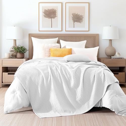 Image of Elegant Comfort Premium 100% Cotton Waffle Blanket - Lightweight Breathable Waffle Weave Bed Blanket - Soft and Warm All Season Blanket for Couch, Sofa and Bed, Queen Size 90x90 Inches, White