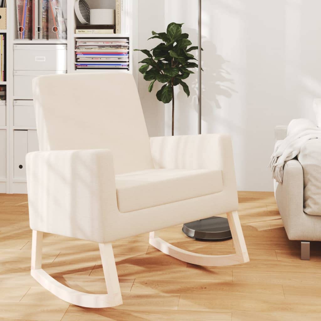 Elegante sillón mecedora con funda de tela en color crema, estructura de madera con reposabrazos para una comodidad óptima, sillón relajante duradero para leer y relajarse