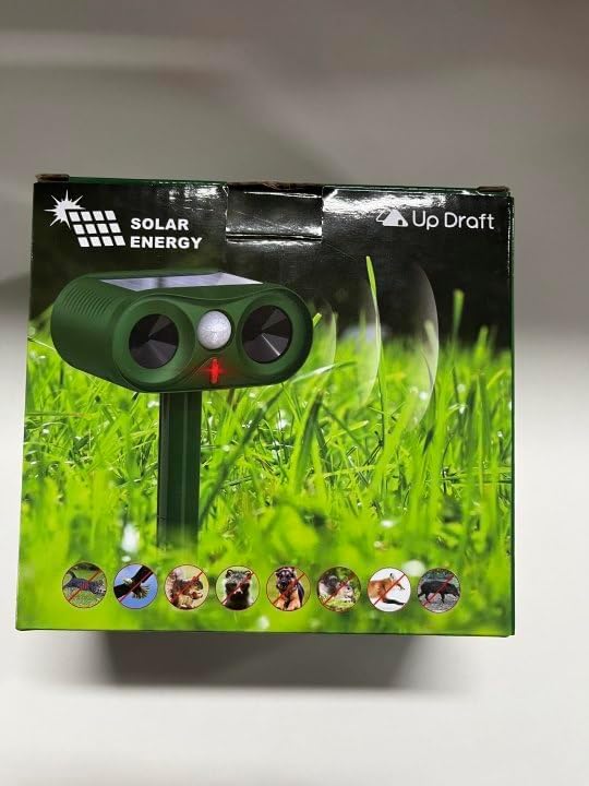 Ultrasonic Animal Repellent Solar Cat Repellent Outdoor Ultrasonic Deer Repellent Outdoor for Yard, Solar Coyote Deterrent Devices with Motion Detection for Farm 333