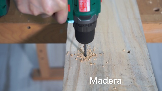 Taladro Atornillador 12V HYCHIKA Con 104 Accesorios – 30N.m, 1,5Ah, Carga Rápida 1h – Kit De Herramientas De Bricolaje