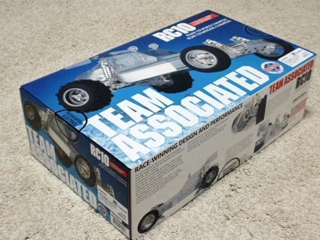 RC-10 クラシッククリアエディション キット ASSOCIATED アソシエイ