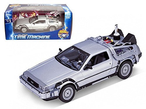 Welly Back to the Future PART2 1/24 scale die-cast car DeLorean time machine/BACK TO THE FITURE PART II 1:24 DIE CAST DELOREAN TIME MACHINE [parallel import goods]