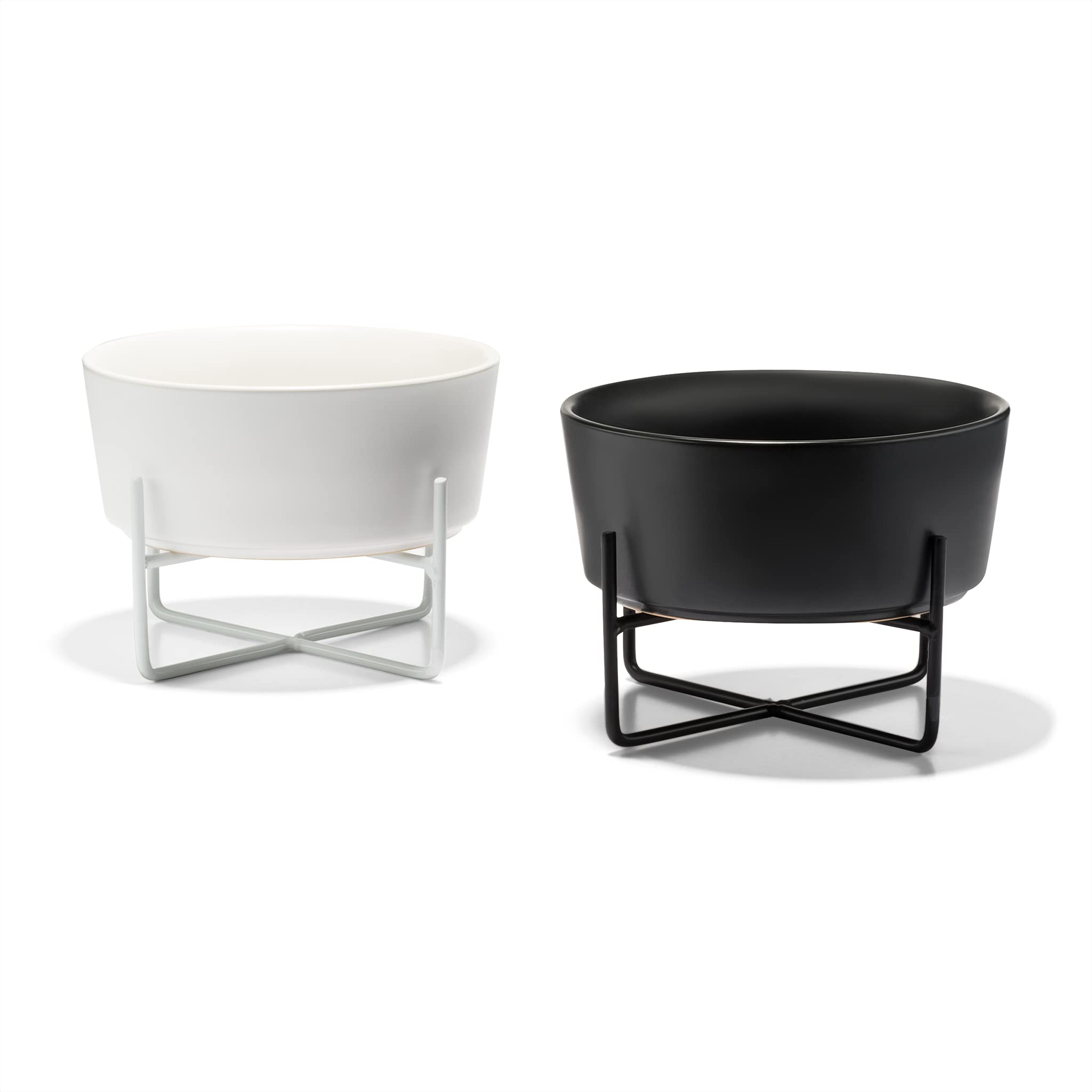 Waggo Soporte simple para cuenco y cuenco para perro macizo, soporte de hierro individual con alimentador de cerámica individual o cuenco de agua (mediano, blanco mate)