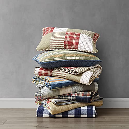 Image of Eddie Bauer - Queen Quilt Set with Shams, Reversible Bedding, Soft & Breathable, Lightweight All-Season, Hidden Lake Blue