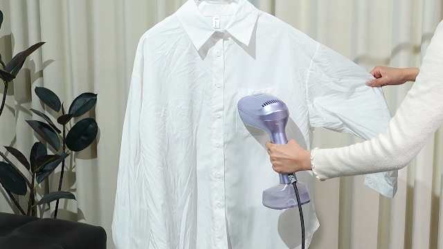 Vacuum Steamer for Clothes, 3500Pa Suction Handheld Clothes, Steamer Suction for Fabric Grip,Portable Travel Steamers for Clothes, Steaming & Ironing 2 in 1,400ml Water Tank (for 110-120V) : Home & Kitchen