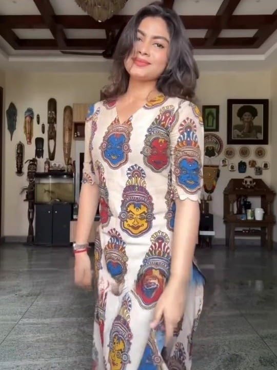 Women Printed, Tribal, Kalamkari, Abstract Khadi Cotton Kurti. - Image 8