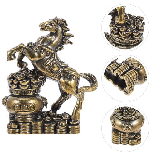 Figurine de cheval en laiton pour sublimer votre bibliothèque de salon
