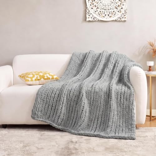 Amélie Home Chenille Chunky Knit Throw Blanket 40"x50", Light Grey