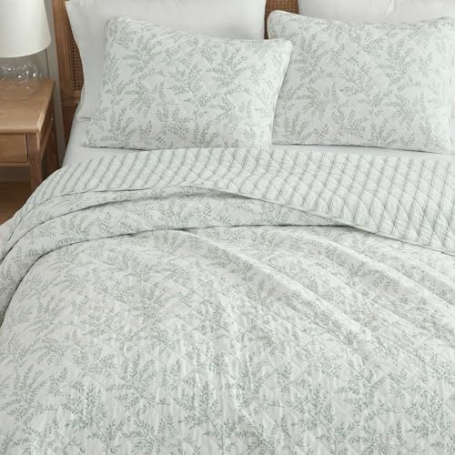 Image of Martha Stewart - Queen Quilt Set, 100% Soft & Breathable Bedding with a Lightweight Feel for Year Round Comfort, 2 Piece Bed Set with Matching Pillowcase (Murray Leaves Green)