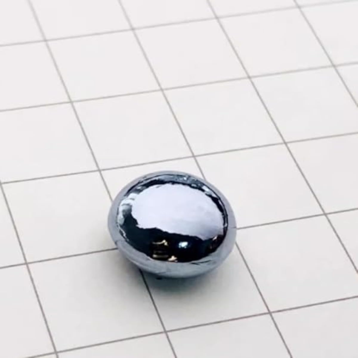 1pc 10g Weight High Purity Osmium Metal Bead, 99.95% Pure Melted Os Irregular Ball for Lab Experiments and Periodic Table Densest Element Specimen Collection Scientific Research