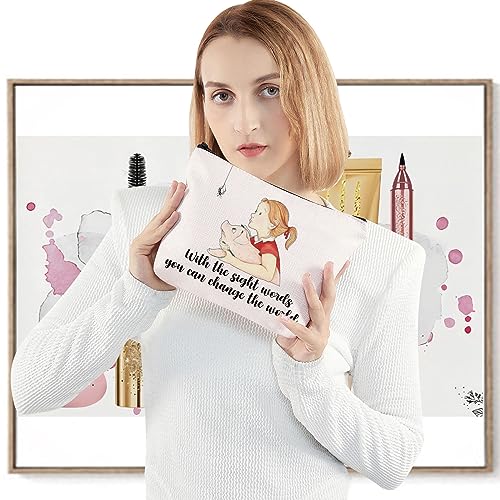LEVLO Pig Wilbur & Fern Cartoon Cosmetic Bag Spider Charlotte Fans Gift With The Right Words You Can Change The World Makeup Zipper Pouch Bag for Movie Fans With The Right - Image 4