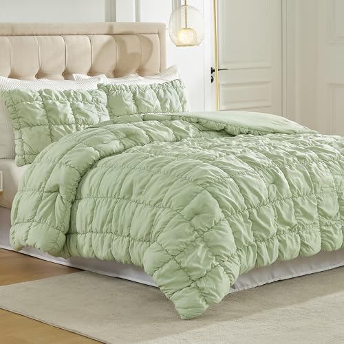 Amélie Home Sage Green Bubble Comforter Set King Size, 3 Pieces Ultra Soft Cozy Bedding Set for All Seasons, Farmhouse Luxury Gift for Women Home Decor