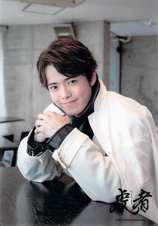 Travis Japan トラジャ 吉澤閑也 NY② 公式写真 フォト Amazon.co.jp: TRAVIS JAPAN トラジャ 吉沢閑也 公式写真 写真 フォト