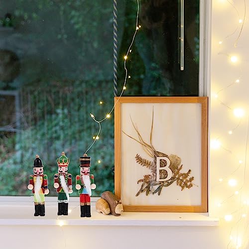 Imanes de resina UPKOCH con acabado artesanal de cascanueces navideños de colección 3