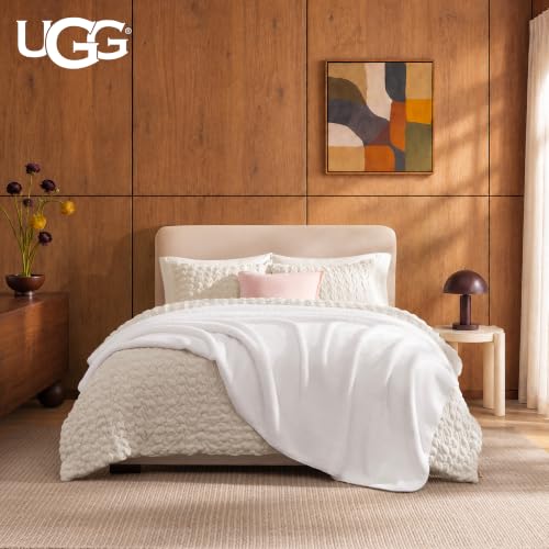 Image of UGG Whitecap King Blanket, Plush Fleece, 110 inch x 90 inch, White