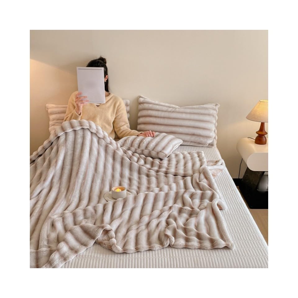 FWSHANGMAO Manta De Piel Sintética De Lujo, Manta De Felpa Súper Suave Y Acogedora, De Una Sola Capa, Manta De Cama Cálida Y Liviana A Rayas, Cama, Sofá, Sillón, Café, 200 Cm X 2
