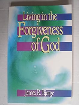 Paperback Living in the Forgiveness of God Book