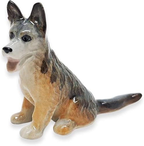 Miniatura 1 de Pequeña figura de perro pastor alemán de pie marrón y negro de 3 pulgadas de largo, hecha a mano en miniatura, hecha a mano, de cerámica, perros