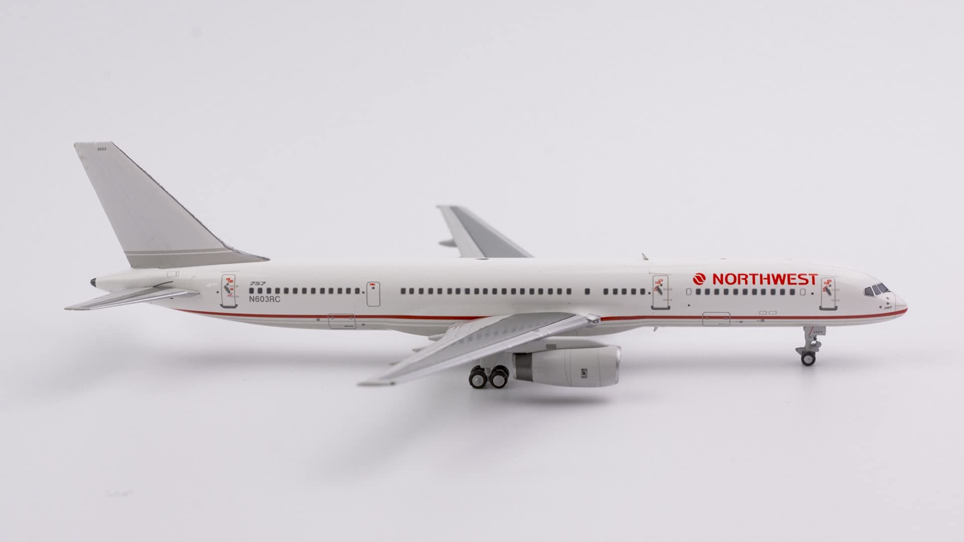 53031 Boeing 757-200 Northwest Airlines Republic's Scheme N603RC - Escala 1/400