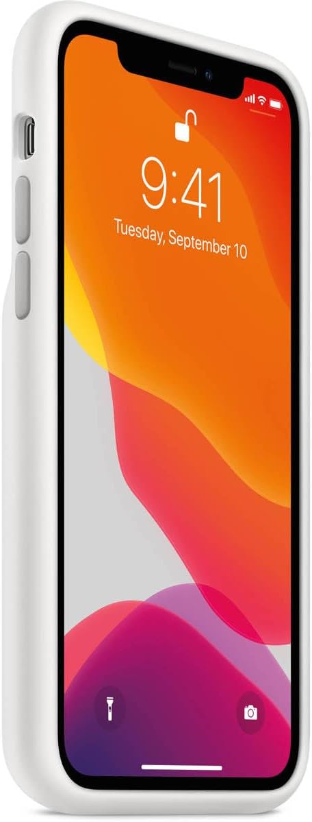 Bund view of iPhone 11 Pro in Smart Battery Case, showing Lightning port