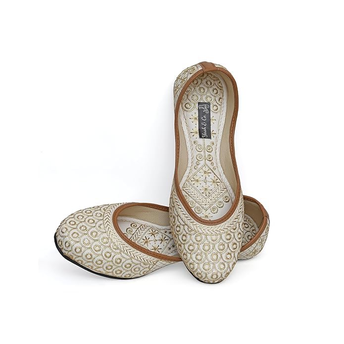 YASH & CO. Embroidered Embellished Jutti Mojari | Hand Crafted Women Jutti | Women Ethnic and Traditional Mojari Jutti | Elegant and Comfortable Jutti Bellies White