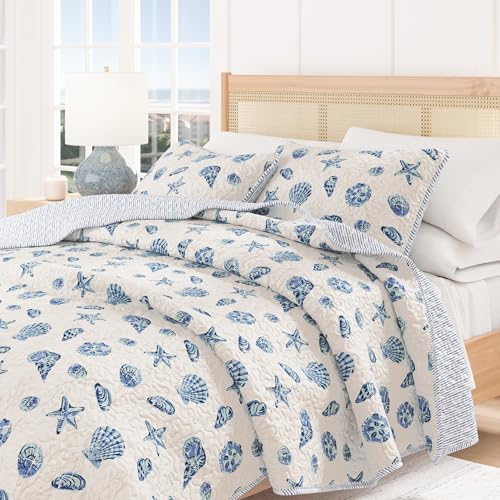 Image of Great Bay Home 3-Piece Coastal Beach Theme Comforter Set with Shams. Soft All-Season Luxury Microfiber Reversible Bedspread and Coverlet. Bali Collection (Twin, Blue)