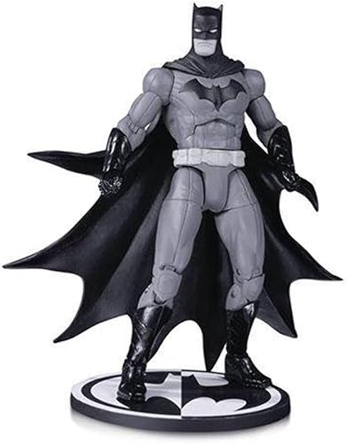 DC Collectibles Batman: Colección en blanco y negro - Estatua de Batman por Greg Capullo