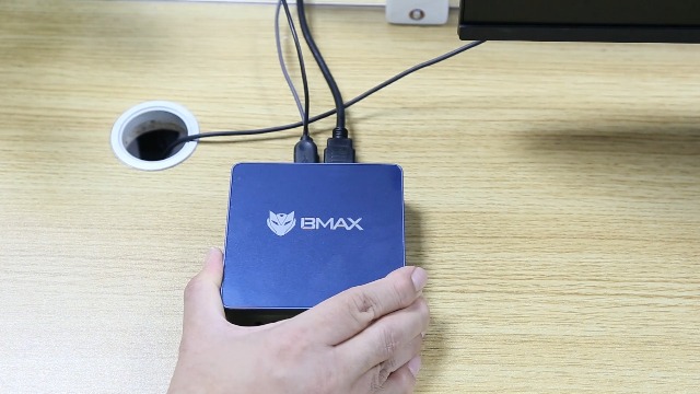 BMAX ミニPC LPDDR5 4400MHz Amazon.com: Bmax Mini PC B4 Ultra, Intel N150 (Up to 3.6GHz) 12GB
