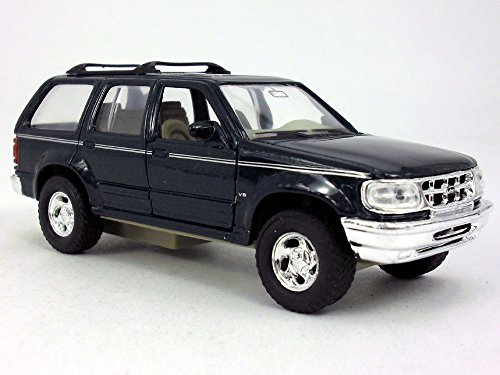 Welly 75 Inch Explorer Scale Diecast Metal Car Model