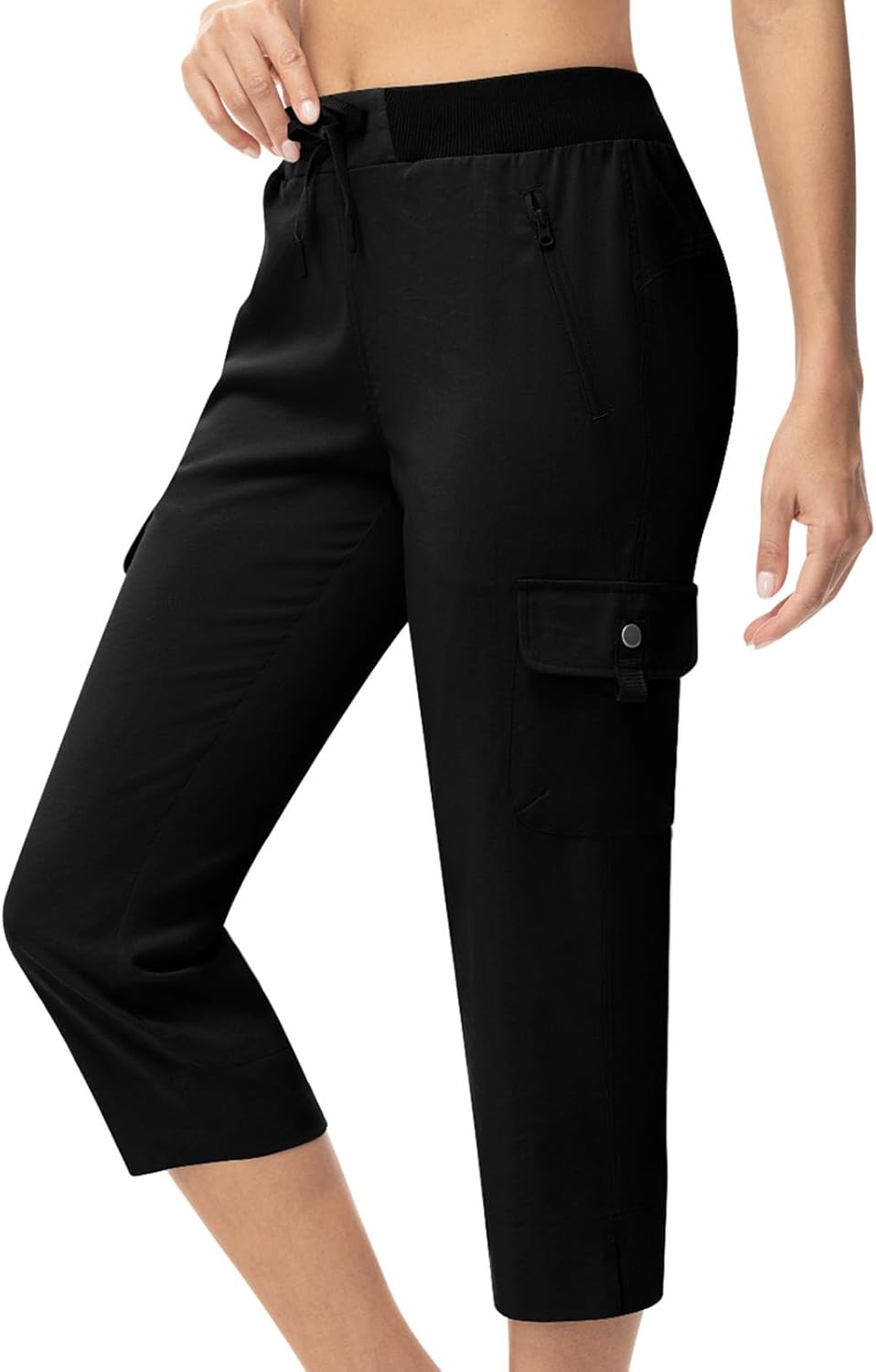 Women’s Lightweight Quick-Dry Capri Pants with Cargo Pockets Women’s Lightweight Quick-Dry Capri Pants with Cargo Pockets