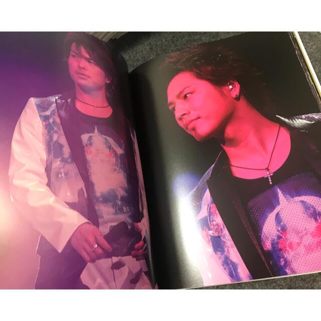 Amazon.co.jp: EXILE TOW 写真集 三代目 岩田剛典 登坂広臣 今市隆二 