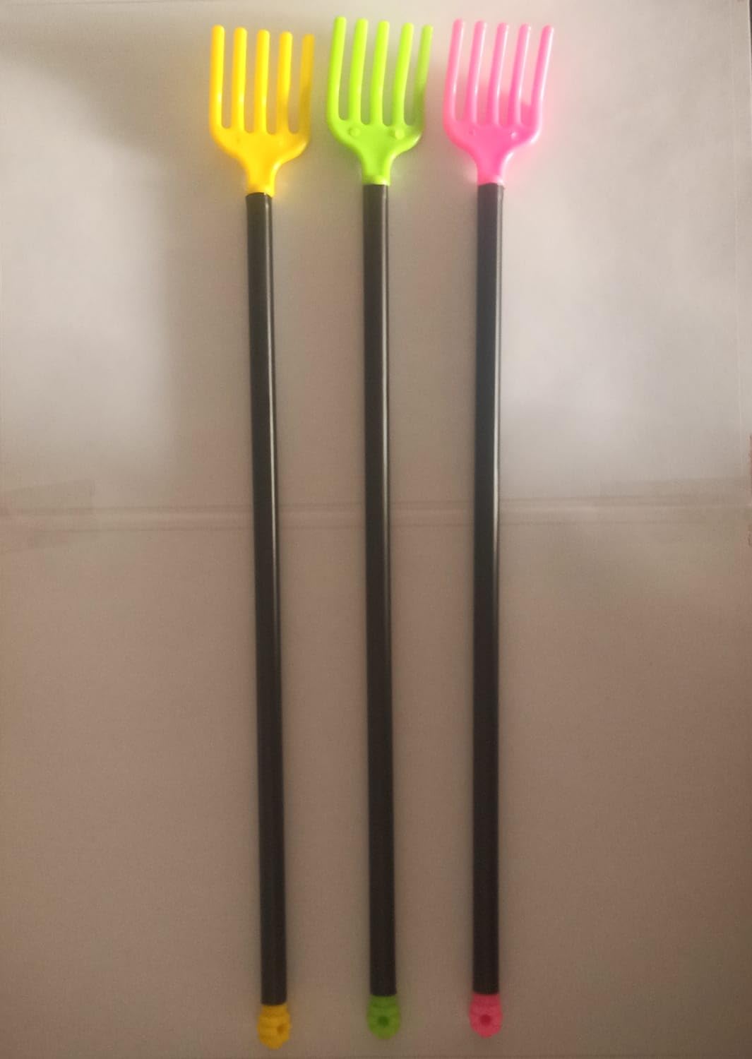 E-Smile Plastic Back/Body Itch Scratcher/Body Massage Manual Rod Stick for Itching, Multicolor 3 Pieces (B08W4L4PQK) Amazon Price History, Amazon Price Tracker