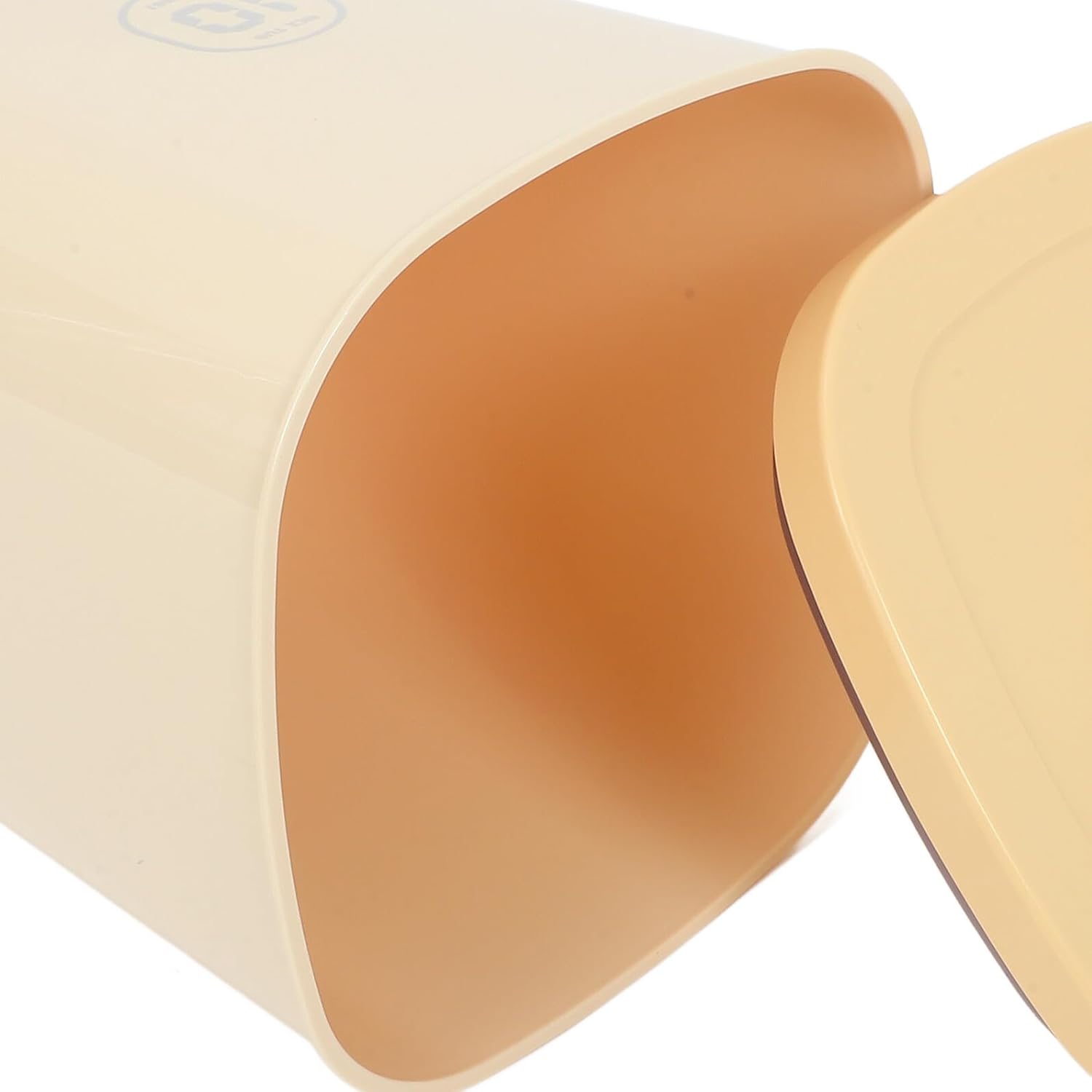 Ciieeo Large Airtight Pet Food Storage Container, Vacuum-sealed Dog and Cat Food Bin, Yellow Plastic Grain Keeper for Moisture Protection and Freshness in Home Kitchen