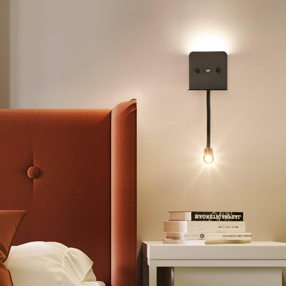 Applique LED Da Parete BARCELONA – Alluminio Dorato Con Braccio Flessibile Nero, 3W, Luce Calda 2800K, Orientabile Per Lettura