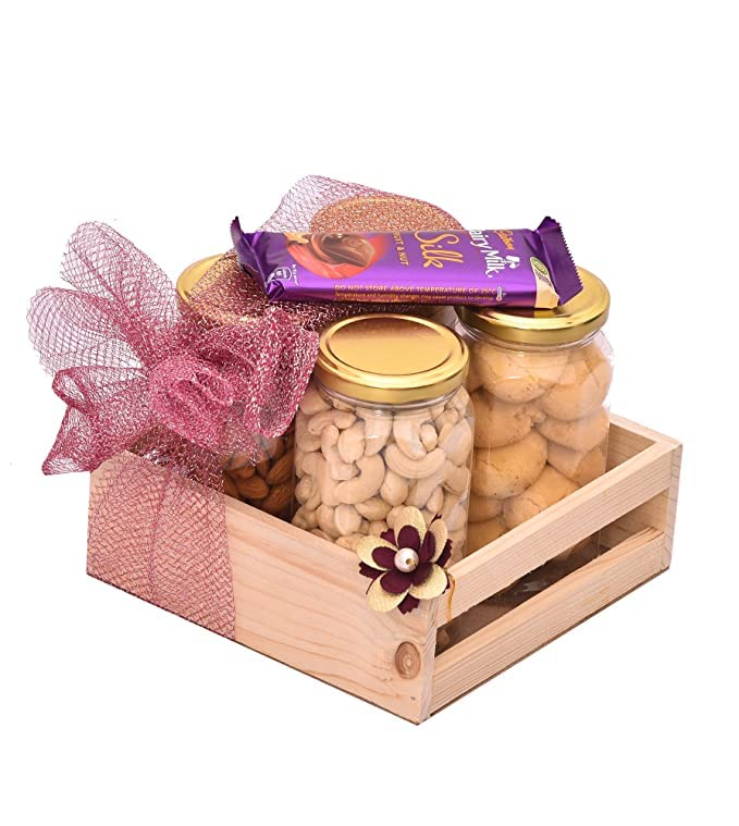 Image of NUTRI MIRACLE Rakhi Dry Fruit & Nut Gifts With Rakhis For Brother N Family Including Bhai Bhabhi Pair,Cashew,Almond,Raisin,Cookies,Silk,450gm
