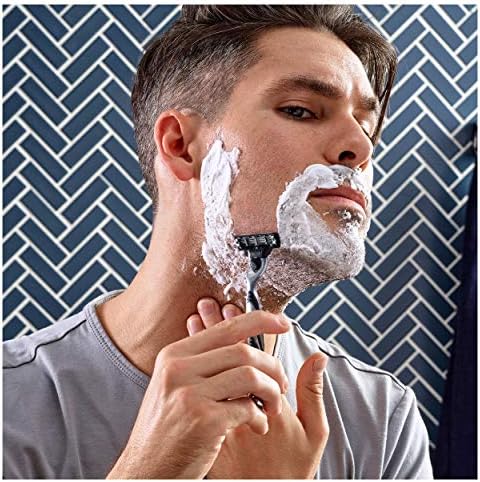 Gillette Mach3 Men's Razor + 12 Razor Blade Refills, Stronger Than Steel Blades, 3D Motion Handle, Enhanced Lubrastrip