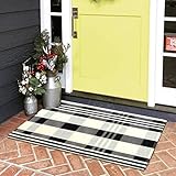 - Fácil de limpiar: si hay manchas pegadas en la alfombra de cuadros de búfalo de algodón blanco y negro, se puede utilizar una aspiradora, lavar a mano o lavar a máquina. Ten la seguridad de que la alfombra de pasillo a cuadros Buffalo no se decolora ni encoge al lavar.
