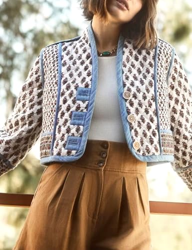 Wyeysyt Women's Cropped Quilted Puffer Jacket Cardigan Floral Printed Button Up Long Sleeve Padded Quilted Short Puffer Coats2