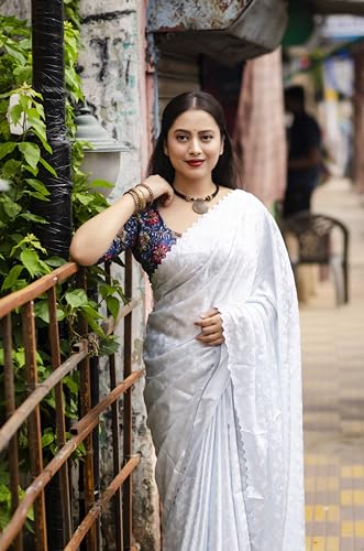 Image of Panzora Women's Soft Crepe Silk Saree With Contrast Blouse Piece.