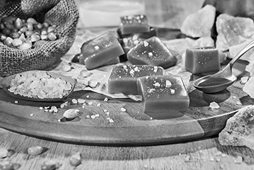 Image of 4700BC Gourmet Popcorn: Tiramisu Chocolate Tin, 135g & 4700BC Himalayan Salt Caramel Popcorn, Tin, 125g