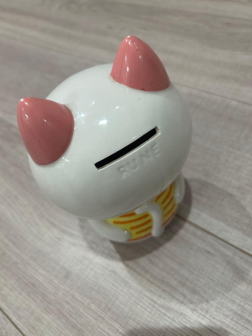 Amazon.co.jp: レトロ 内藤ルネ 陶器製 ネコ 貯金箱 RUNE : おもちゃ