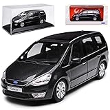 Das Modell befindet sich in einer stilvollen passenden originalen Minichamps Verpackung, mit abnehmbarem Sockel und Vitrine.