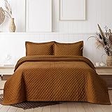 Tribeca Living Brisbane Oversized Queen Quilt Bedding Set, Solid 3-Piece Quilted Bedspread Coverlet with Matching Pillow Shams, Super Soft, Fade and Wrinkle Resistant Quilts, Camel