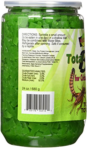 Nature Zone Total Bites for Crickets & Feeder Insects, Soft Moist Food, 24-Ounce - Thumbnail 3