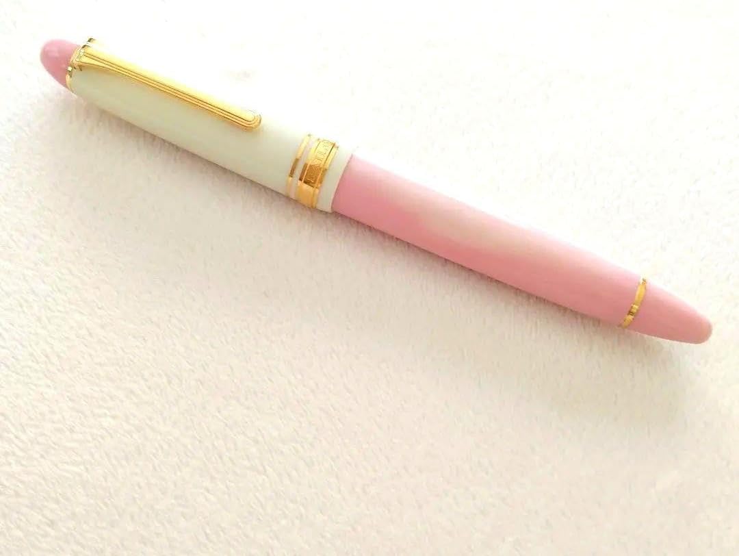 いちごミルク２号 セーラー万年筆 万年筆 中細字 プロフィット21 万年筆 いちごミルク2号 セーラー万年筆 万年筆 中細字 プロフィット21