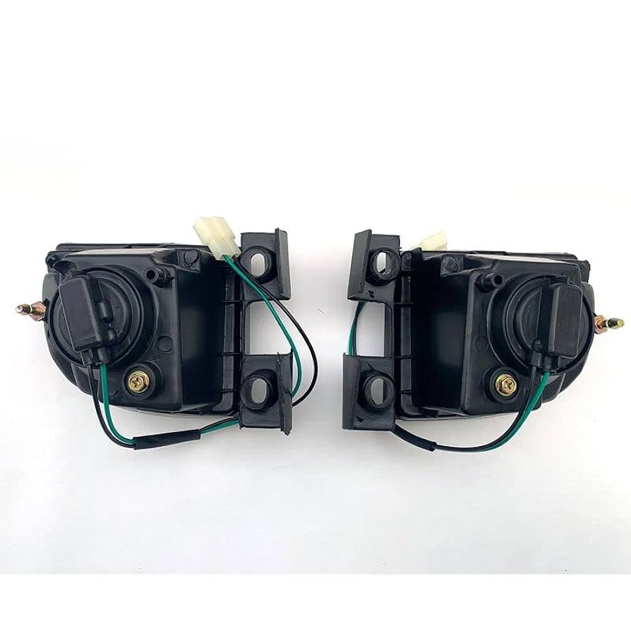 ハイエース　100系後期ワゴン　純正フォグランプ左右 Amazon | TRISTAR'S [ハイエース ワゴン 100系 最終型] 純正