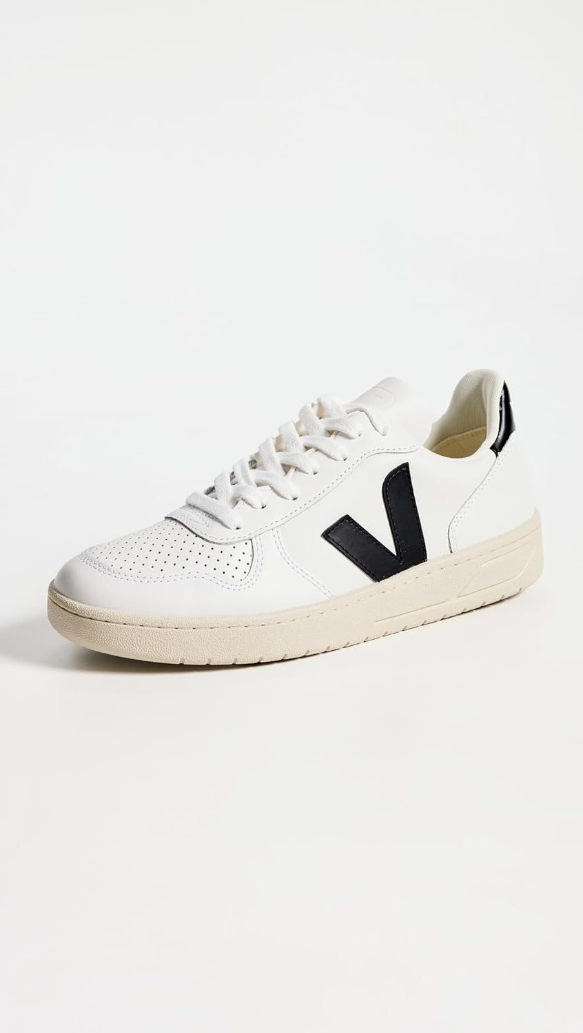 Veja Women's V-10 Sneaker - Image 2